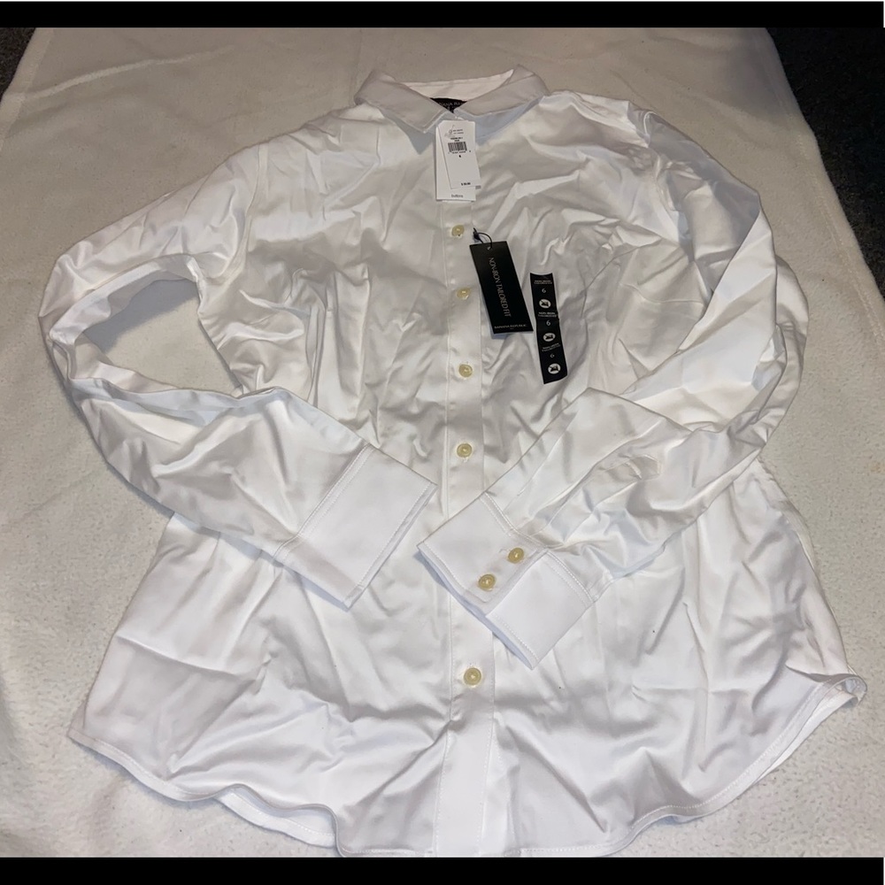 Brand new size 6 Tailored fit blouse